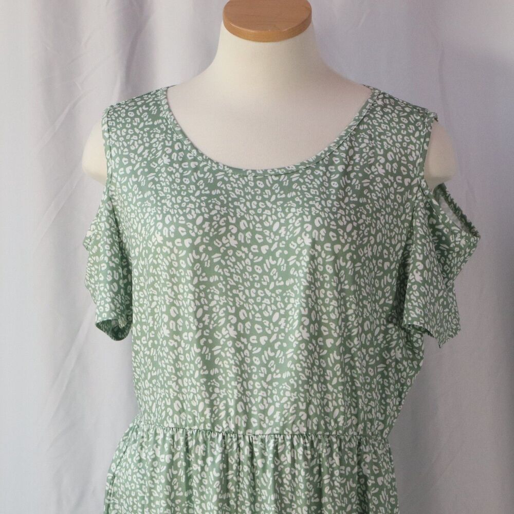 Maxi Dress Cold Shoulder Green Print Short Sleeve Size XXL